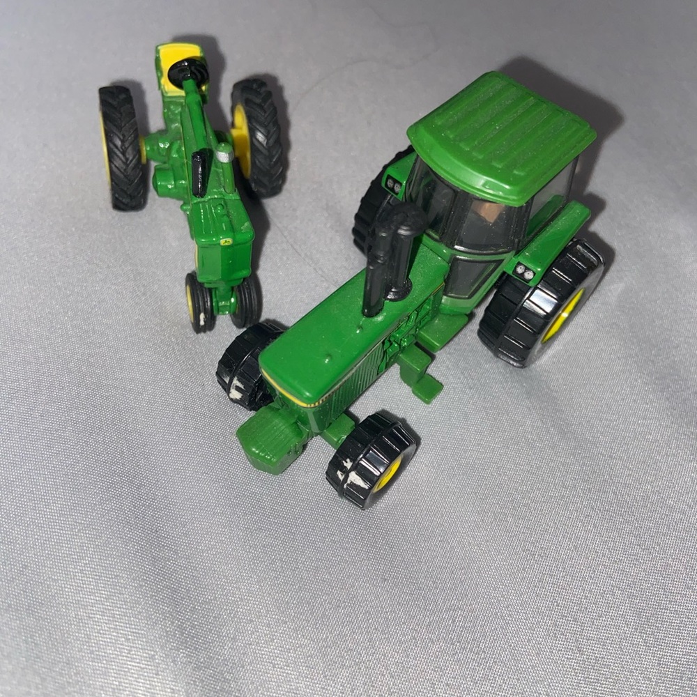 Mini John Deere Tractors
